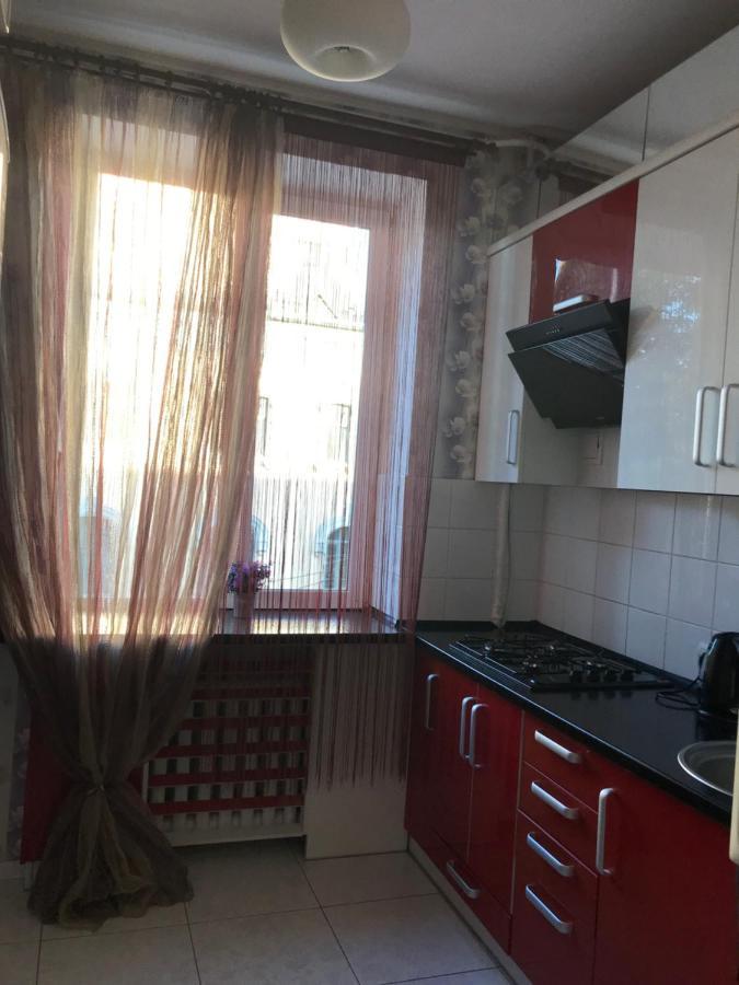 Rent Apartment In The Center Of Chernihiv Exterior photo